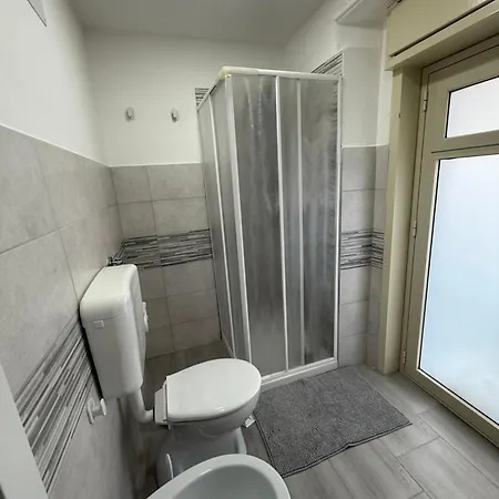 Reitano House Gæstehus *